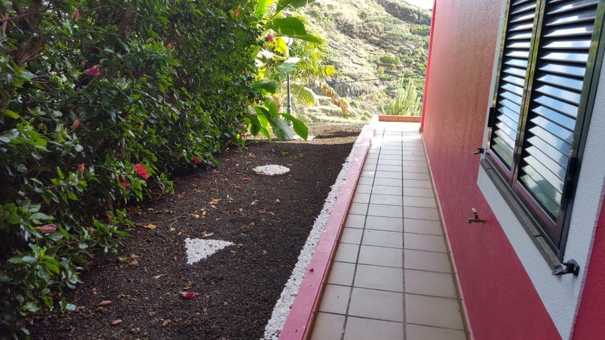 Pink House Apartment Ponta do Sol  Bagian luar foto