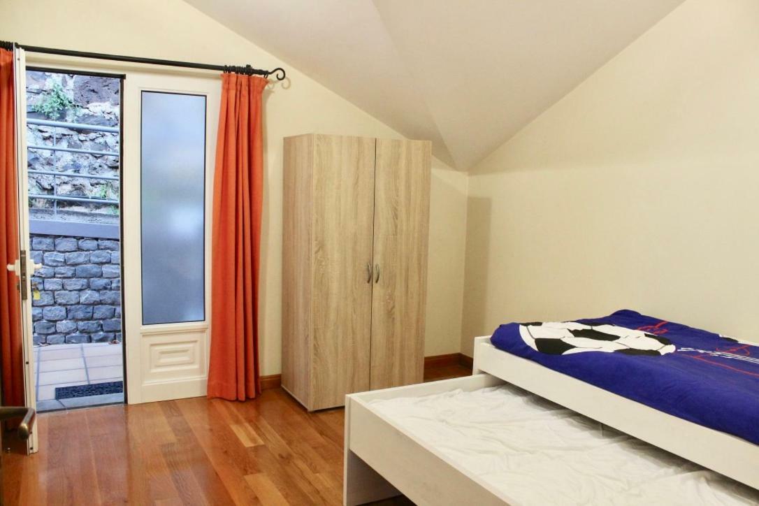Pink House Apartment Ponta do Sol  Bagian luar foto
