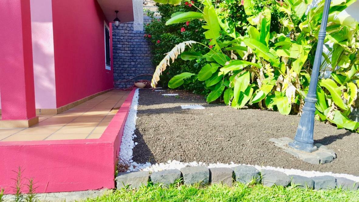 Pink House Apartment Ponta do Sol  Bagian luar foto