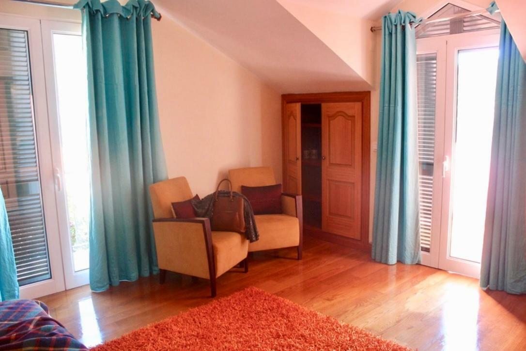 Pink House Apartment Ponta do Sol  Bagian luar foto