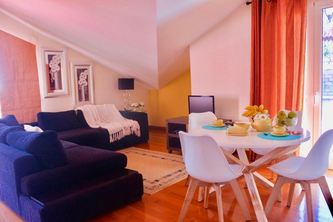 Pink House Apartment Ponta do Sol  Bagian luar foto