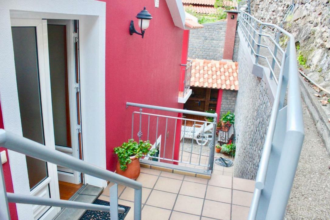 Pink House Apartment Ponta do Sol  Bagian luar foto